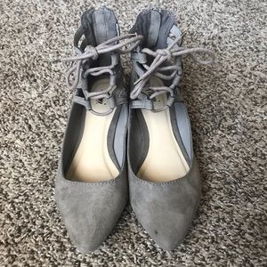 Taupe/gray lace up flats